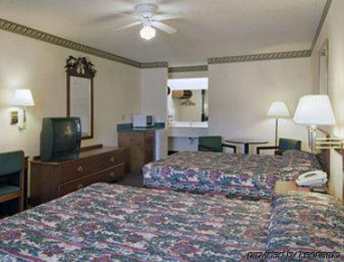 Super 8 Donna Hotell Rom bilde